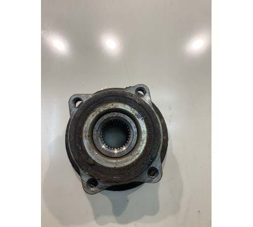 Ступица (передняя, левая)