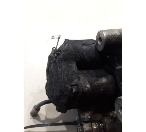 Суппорт(задний правый)