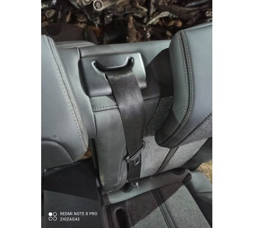 Задний ряд сидений