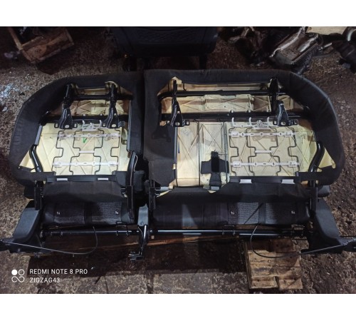 Задний ряд сидений