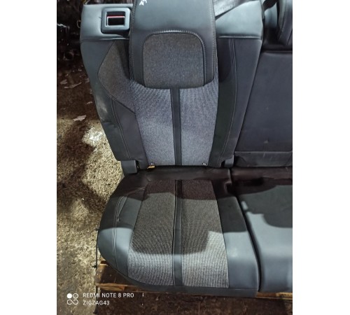 Задний ряд сидений