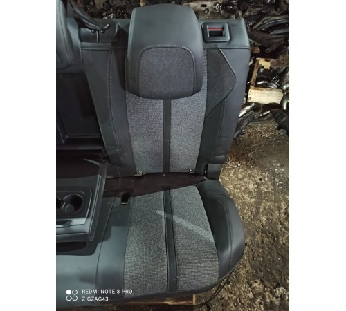 Задний ряд сидений