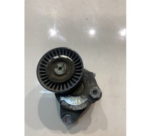 Натяжитель ремня