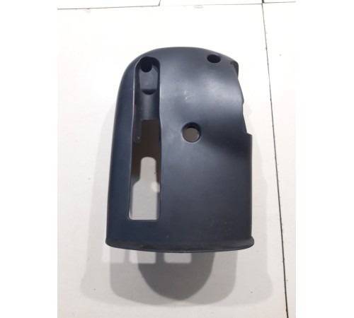 Кожух рулевой колонки нижний