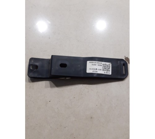 Кронштейн(крепление) усилителя заднего бампера правый