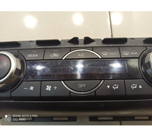 Блок управления климатом(передний)