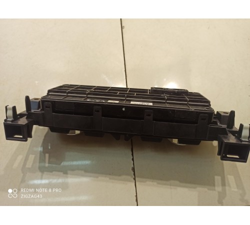 Блок управления климатом(передний)