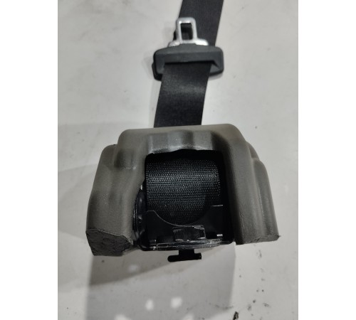 Ремень безопасности задний