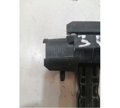 Ограничитель двери задний правый