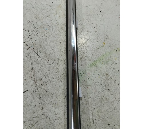 Уплотнитель стекла передний правый внешний