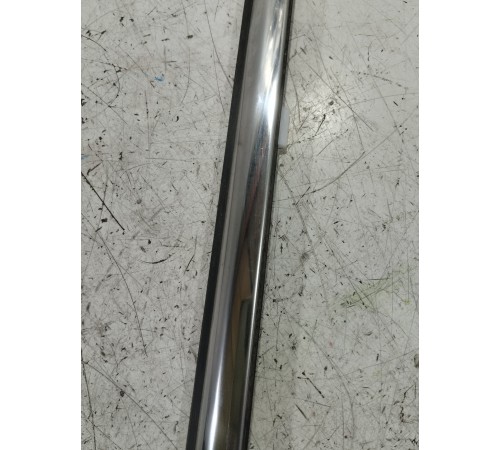 Уплотнитель стекла передний правый внешний