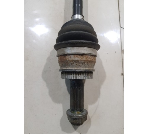 Привод (полуось) задний правый