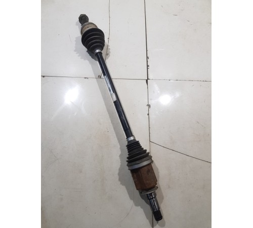 Привод (полуось) задний правый