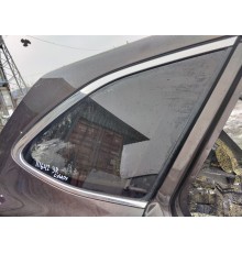 Глухое стекло(заднее правое)