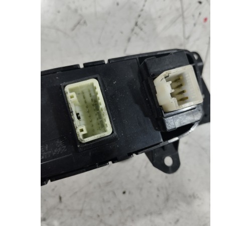 Блок регулировки света фар