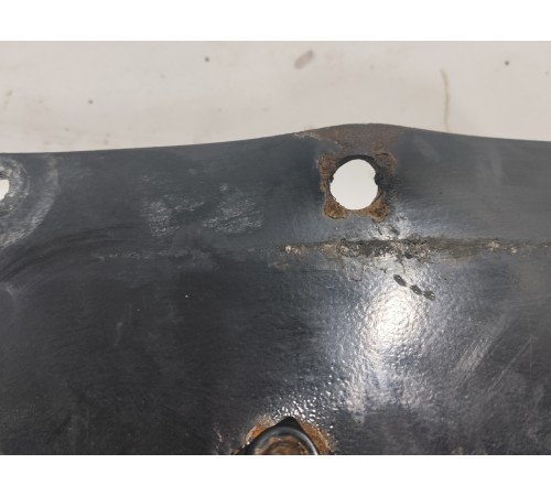 Кронштейн (крепление) рамы правый