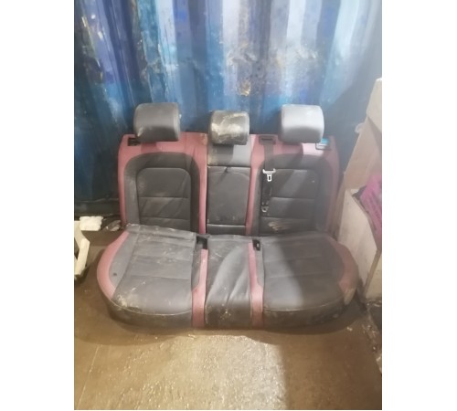 Задний ряд сидений