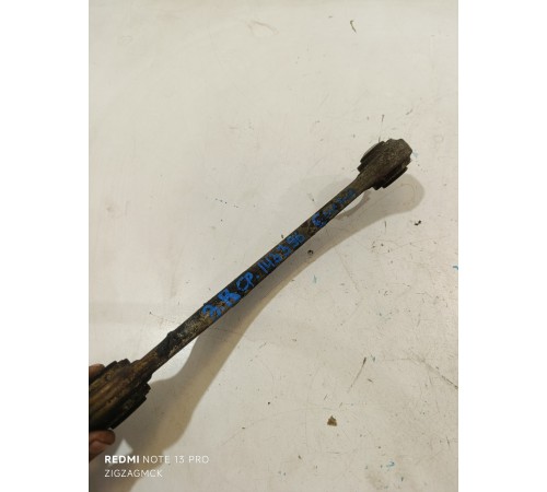 Рычаг подвески задний правый средний