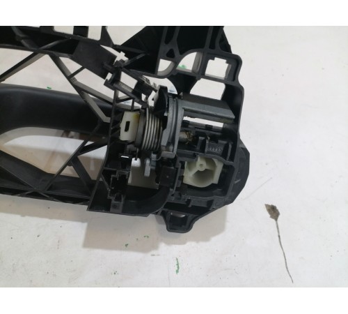 Ручка двери задняя левая наружная