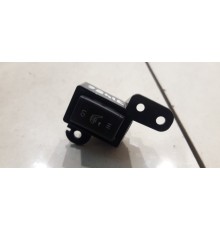 кнопка обогрева сиденья(переднего правого)