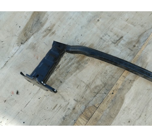 Усилитель переднего бампера дополнительный