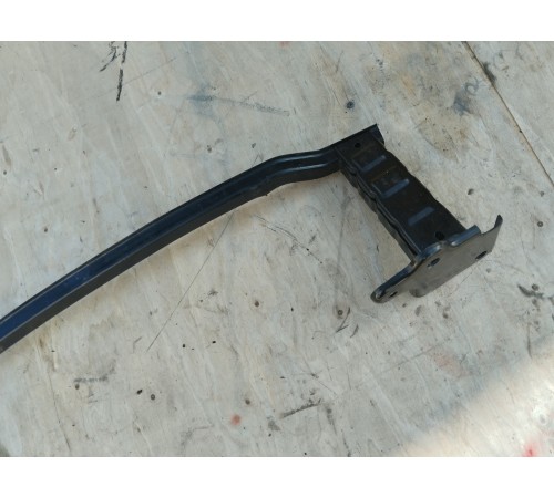 Усилитель переднего бампера дополнительный