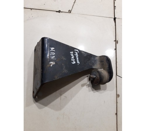 Кронштейн(крепление) глушителя