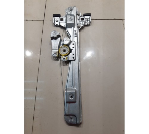 Стеклоподъёмник (передний, правый)