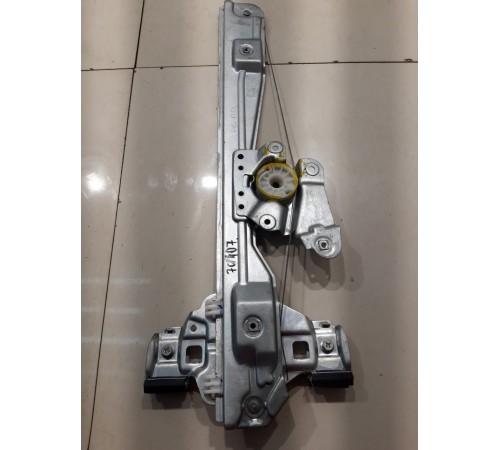 Стеклоподъёмник (передний, правый)