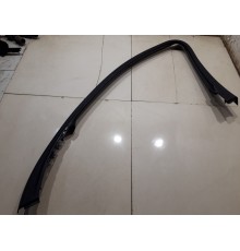 Накладка двери (передняя правая)