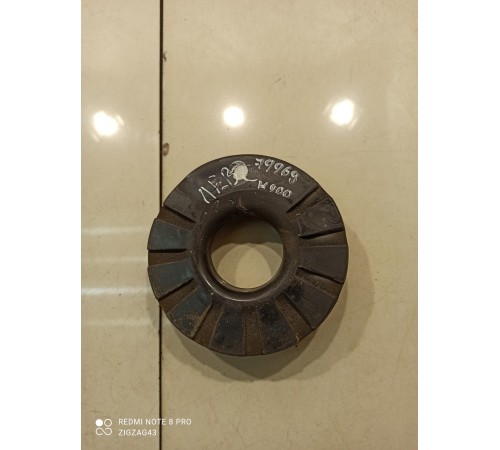 Проставка пружины подвески(задняя левая)