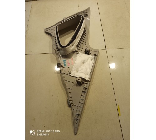 Обшивка задней стойки(левая)