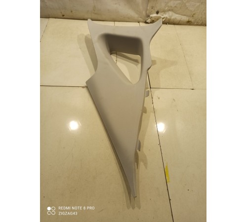 Обшивка задней стойки(левая)