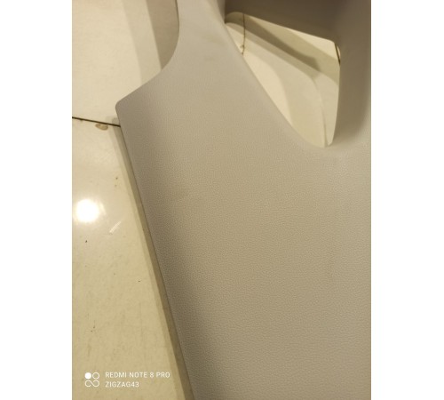 Обшивка задней стойки(левая)