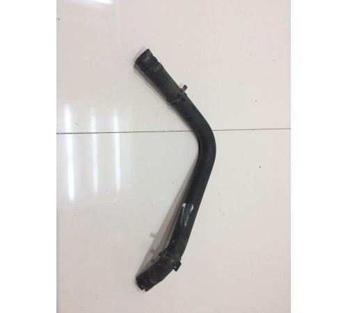 Патрубок системы охлаждения