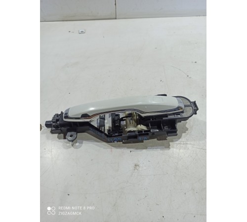 Ручка двери (задняя левая внешняя)