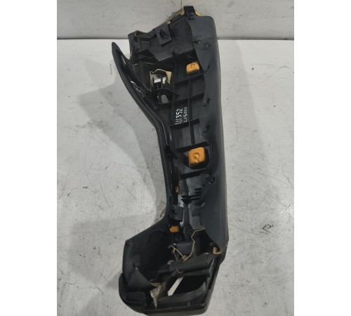 Подушка заднего сиденья боковая левая