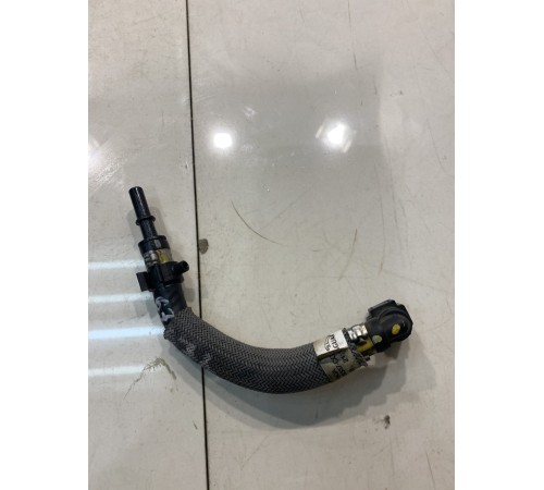 Трубка топливная