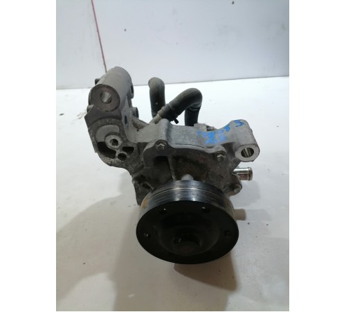 Насос охлаждения двигателя , помпа