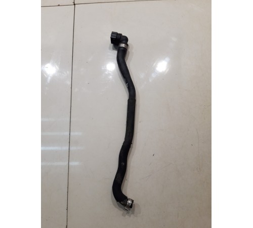 Патрубок системы охлаждения