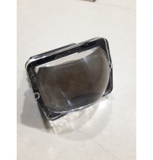 Линза фары (передняя правая)