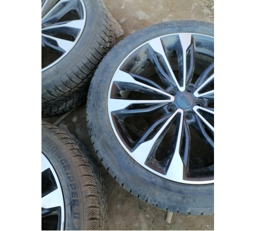 Комплект колес 3 шт 245/45R20 зима