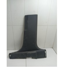 Обшивка центральной стойки (правая)