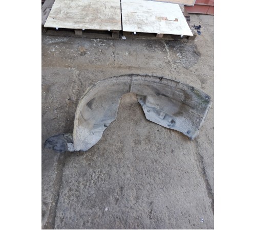 Подкрылок локер передний левый