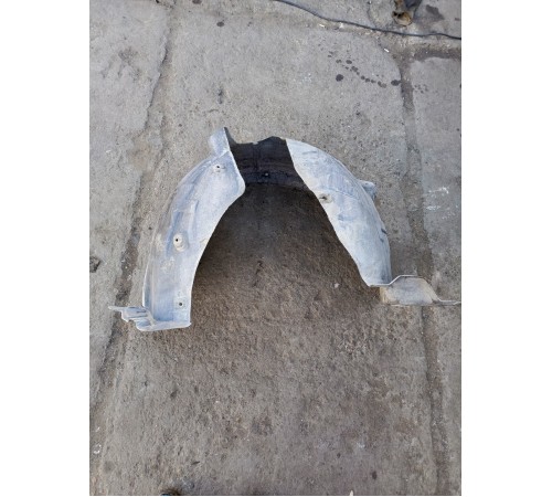 Подкрылок локер передний левый