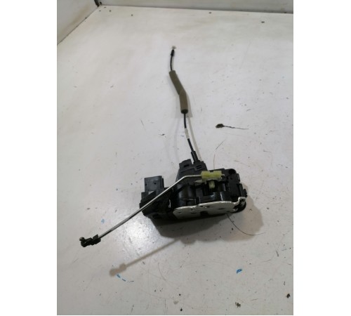 Замок двери задний правый