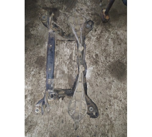 Задняя балка