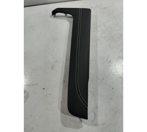 Накладка торпедо правая