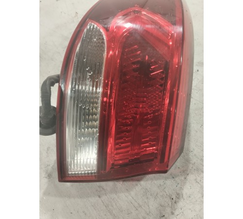 фонарь задний левый наружний