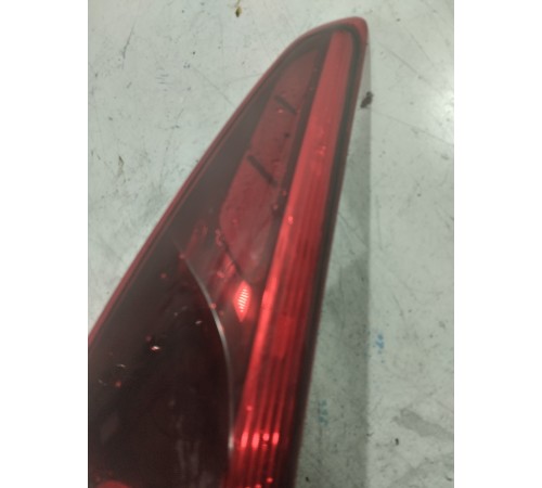 фонарь задний левый наружний